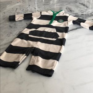 Toddler boys romper. Size 6mo. Very warm and cute!